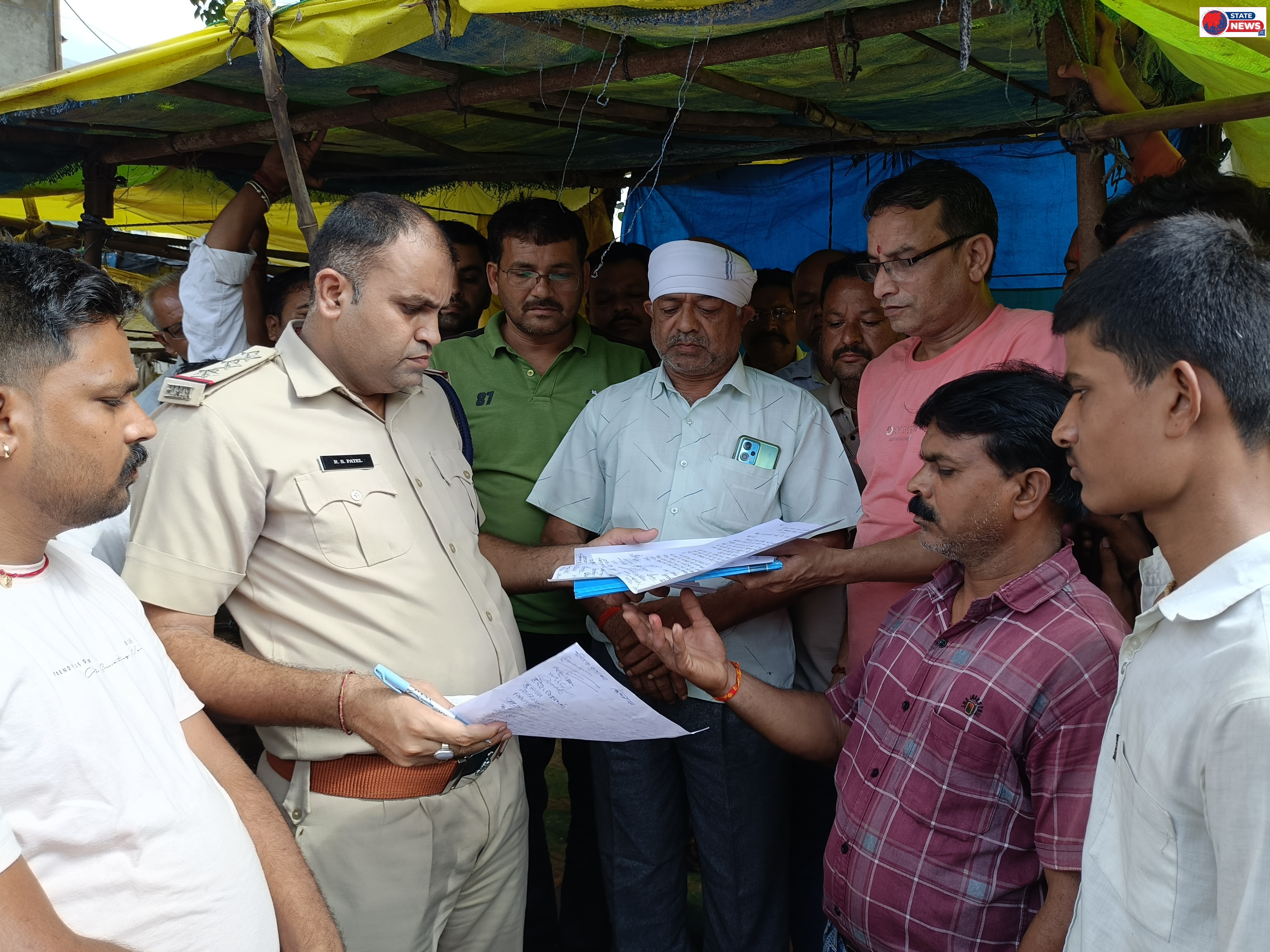  खिमलासा मंदिर चोरी का खुला चक्काजाम 