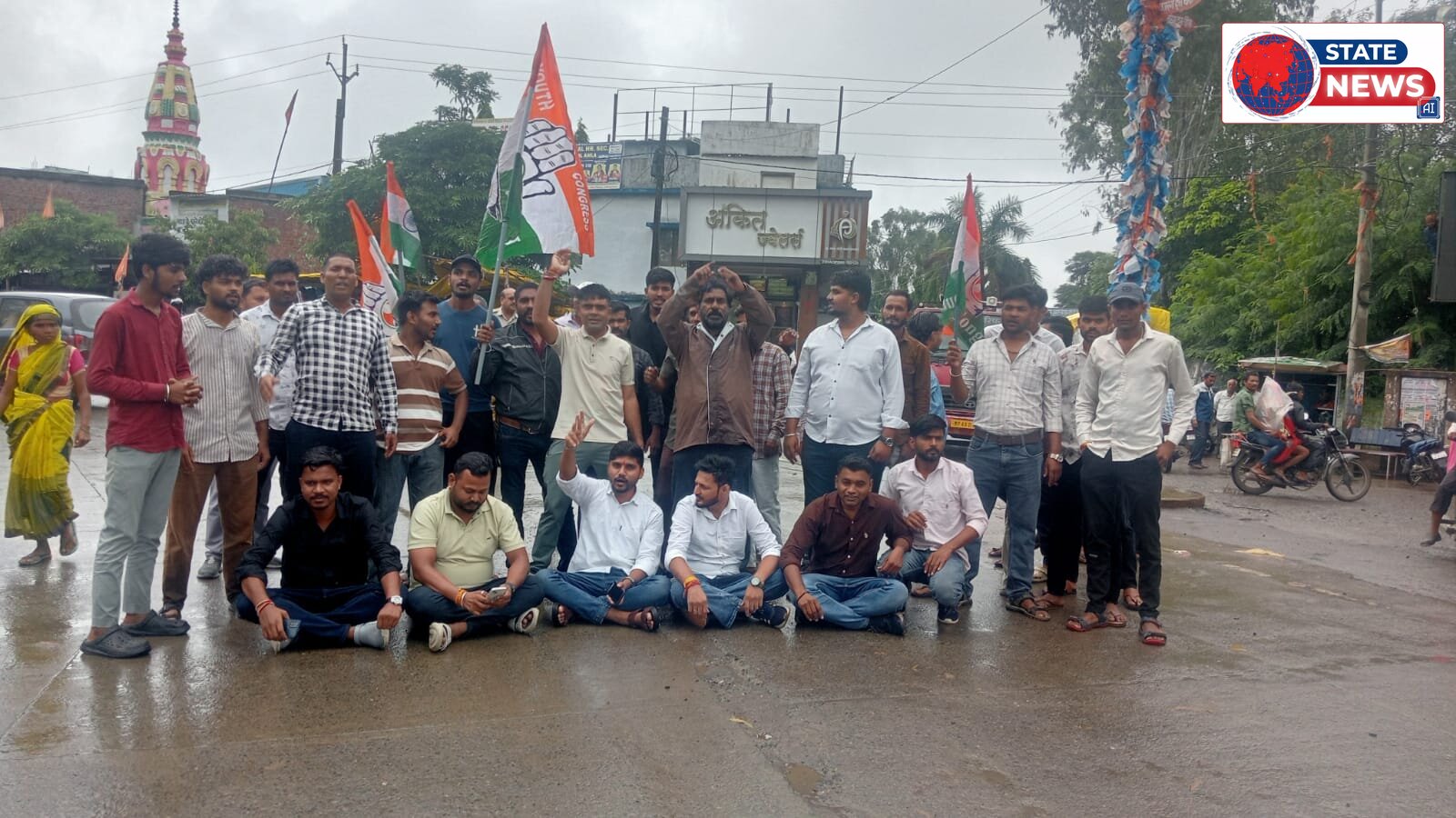 जंतर-मंतर की घटना के विरोध में आमला युवक कांग्रेस का उग्र प्रदर्शन, नितिन गाडरे के नेतृत्व में फूंका केंद्र सरकार का पुतला*