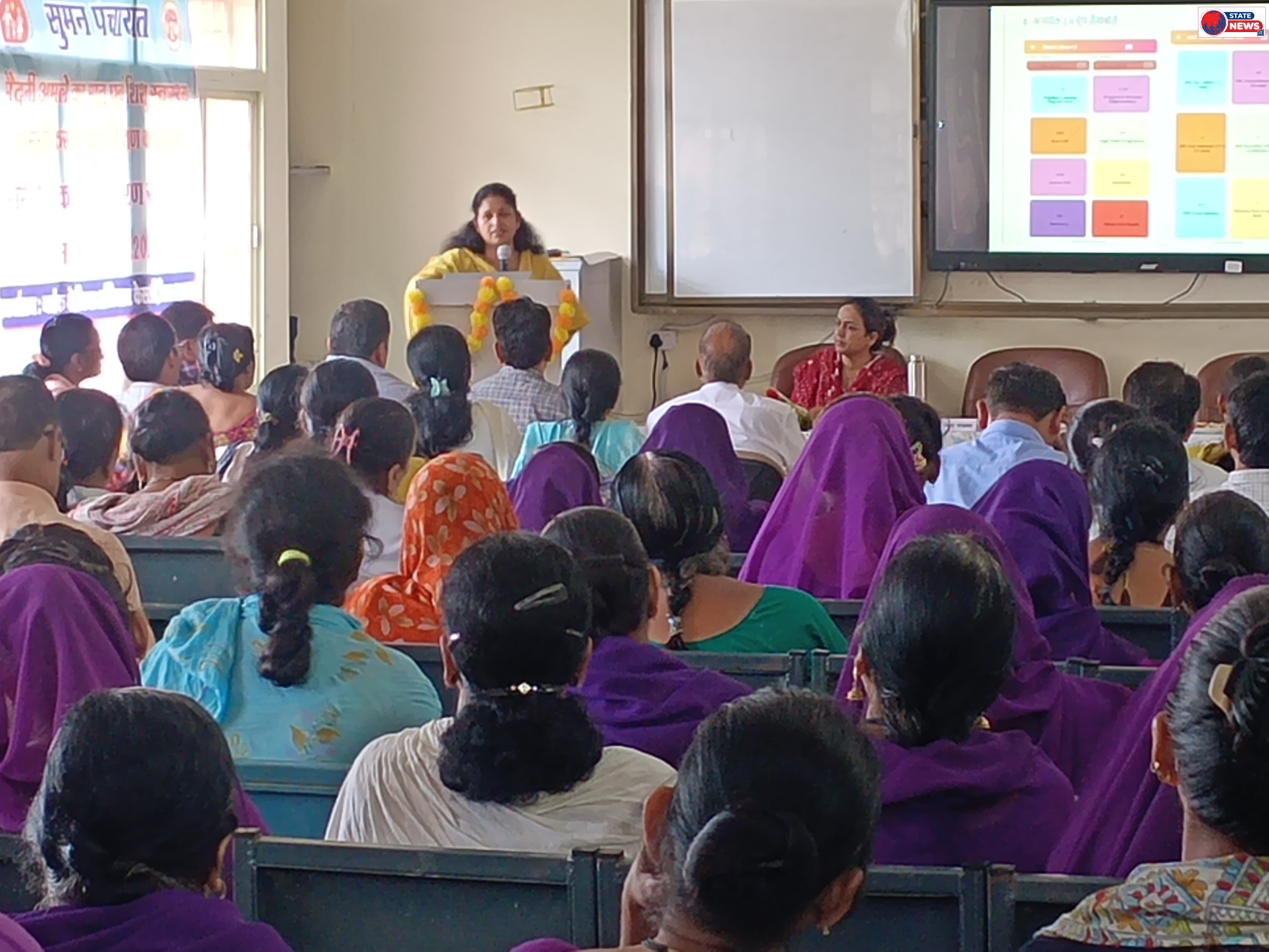 हाई रिस्क गर्भवती महिलाओं को समय पर मिले ब्लड, कलेक्टर प्रतिभा पाल के निर्देश; केसली महाविद्यालय परिसर में किया पौधारोपण