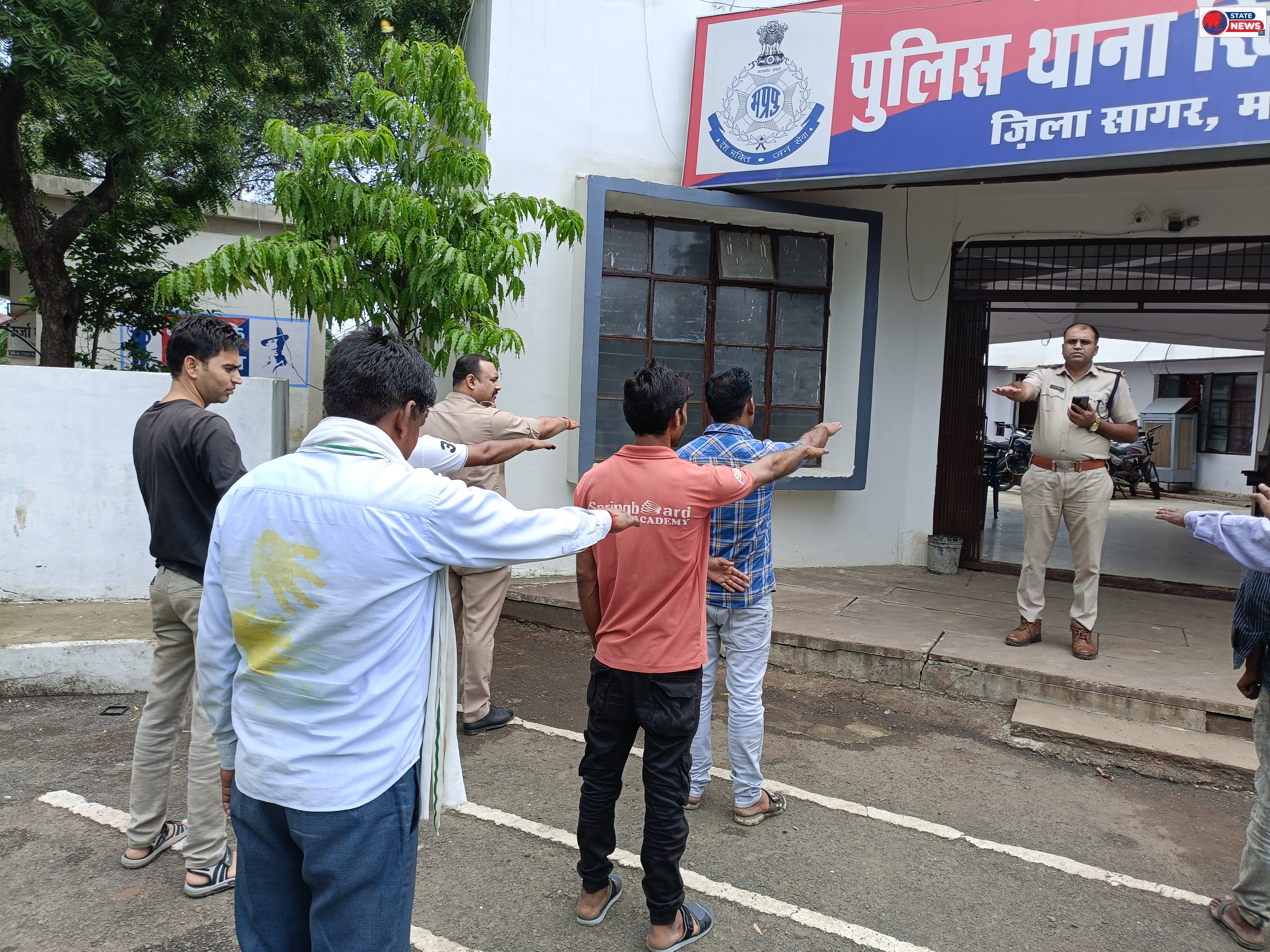नशे से दूरी है ज़रुरी खिमलासा पुलिस 