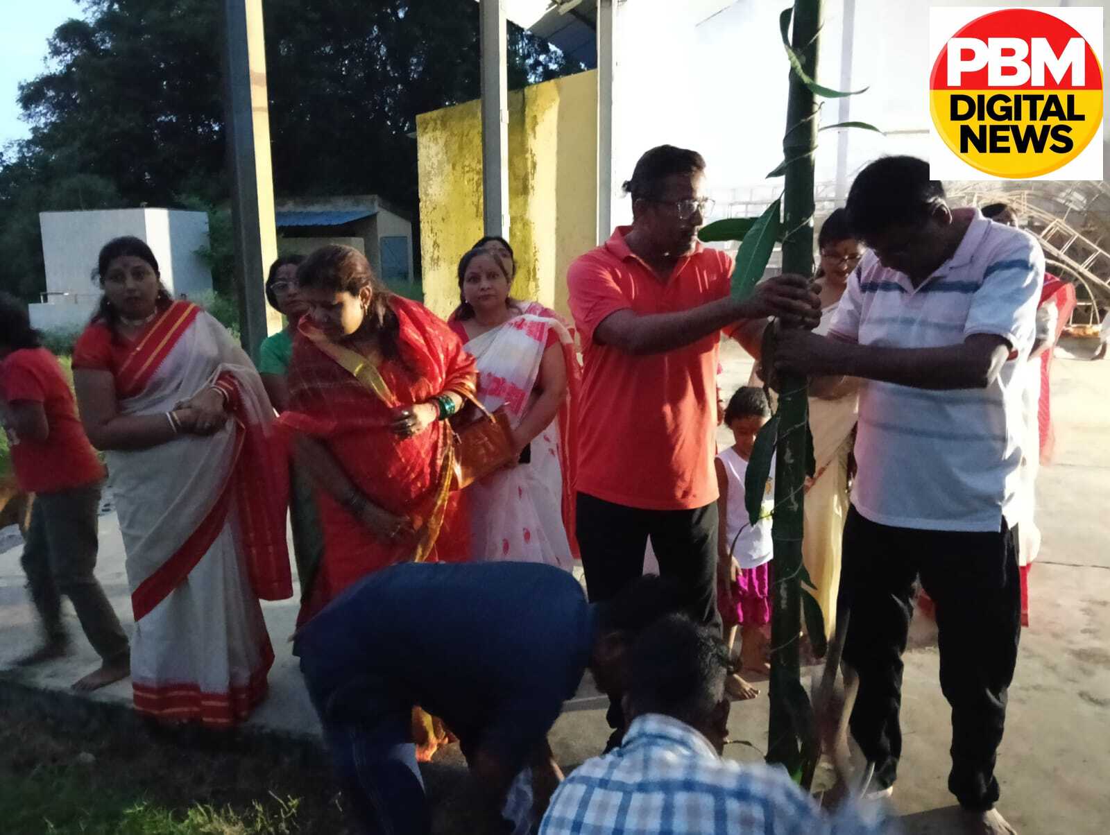 चित्तरंजन: सिमजोरी एरिया 7 सार्वजनिक दुर्गा पूजा कमेटी की खूंटी पूजा, तैयारियों का हुआ आगाज