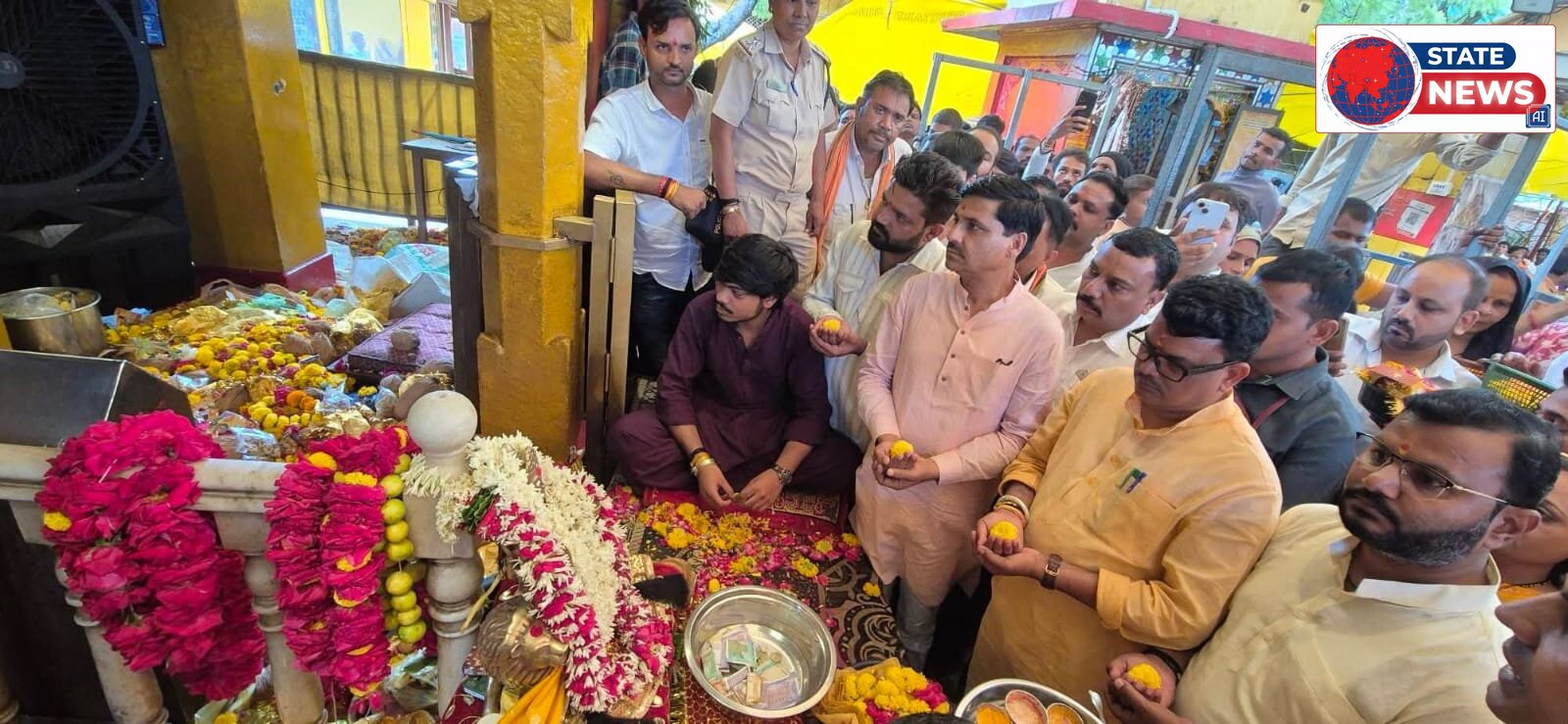 प्रभारी मंत्री नागर सिंह चौहान ने मां बगलामुखी देवी मंदिर में की पूजा-अर्चना