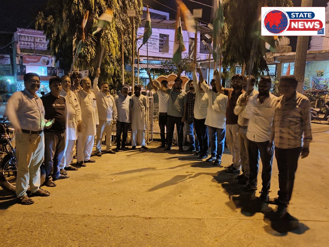 नगर कांग्रेस ने मनाया कारगिल विजय दिवस, शहीदों को पुष्पांजलि अर्पित कर किया नमन