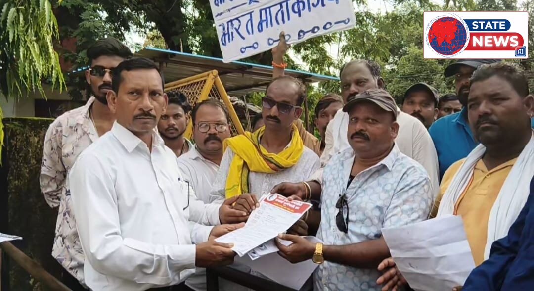 उमरिया के सफाई कर्मचारियों ने 25 सूत्रीय मांगों को लेकर कलेक्टर को सौंपा ज्ञापन, 21 दिन में कार्रवाई नहीं हुई तो हड़ताल की चेतावनी*  उमरि