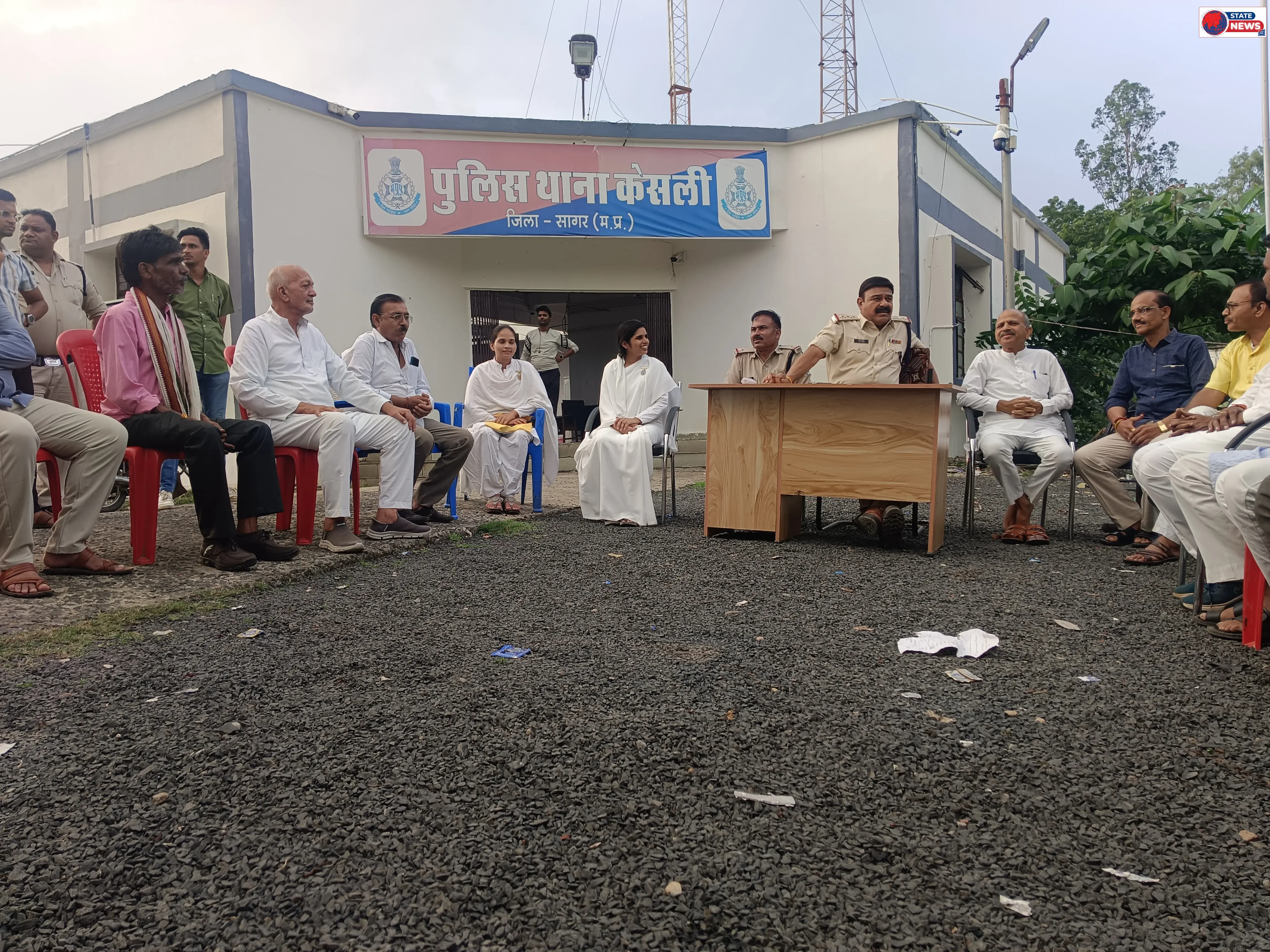 नशे से दूरी है जरूरी 2.0: केसली थाना परिसर में नशामुक्ति जन-जागरूकता बैठक हुई आयोजित