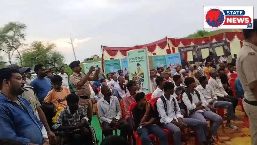 गांव की चौपाल में पहुंचे एसपी डॉ. गुरकरन सिंह, सूती में सुनी जनता की फरियाद; नशे के खिलाफ दिया बड़ा संदेश