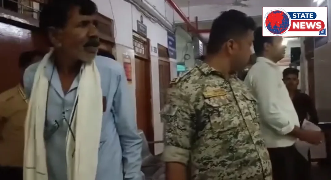 कुंडेश्वर से दर्शन कर लौट रहे परिवार की बाइक को ट्रक ने मारी टक्कर, 11 वर्षीय मासूम की मौत, तीन घायल