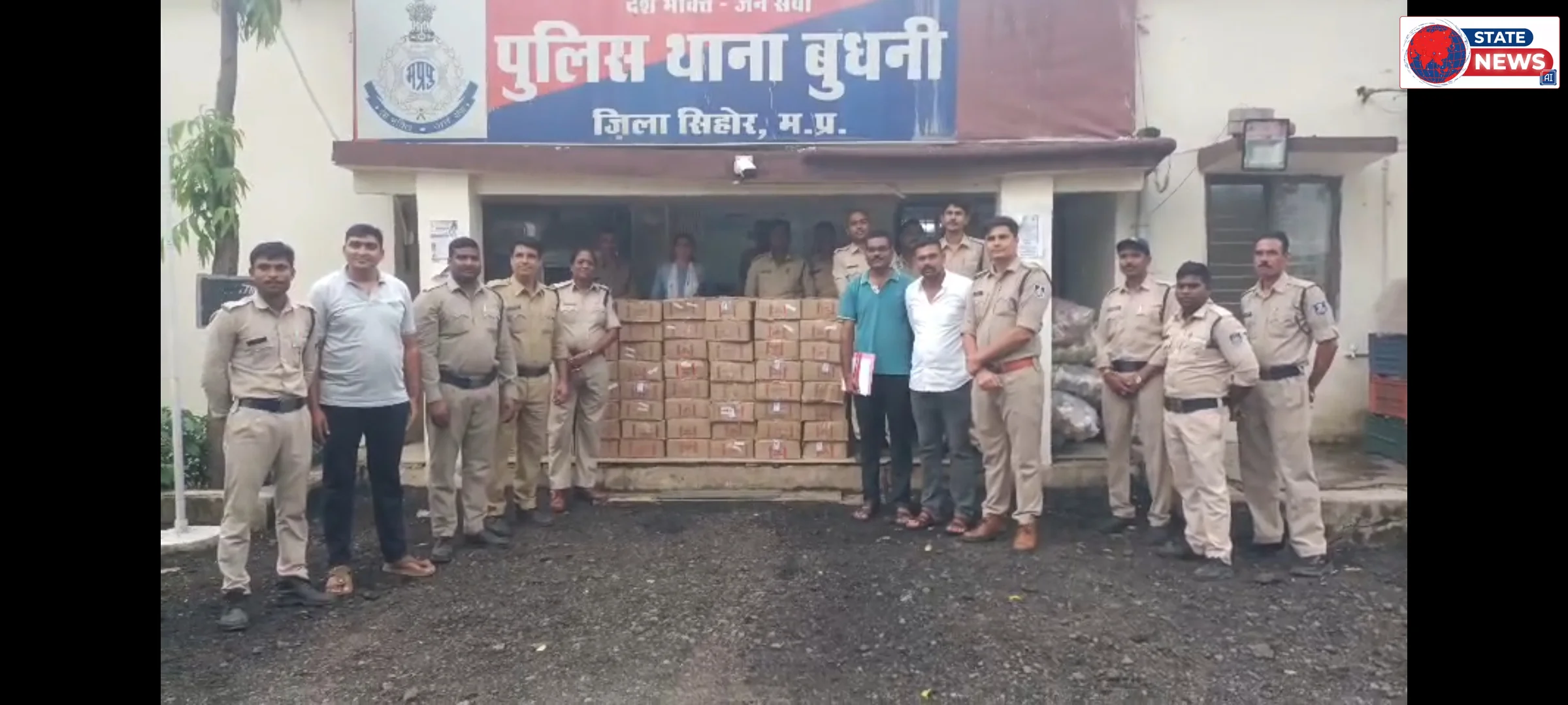 बड़ी मात्रा में अवैध शराब जब्त, आरोपी फरार