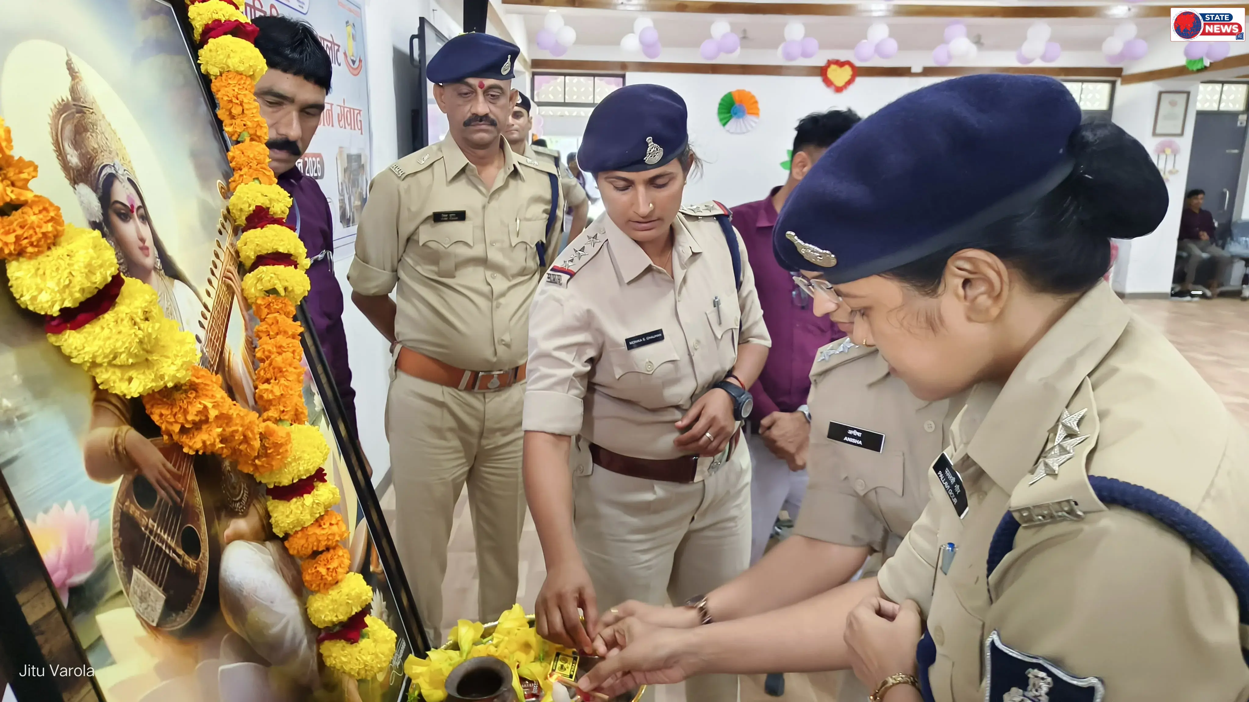 युवा सृजन संवाद में विद्यार्थियों को कानून, सुरक्षा और जिम्मेदार नागरिक बनने का दिया संदेश