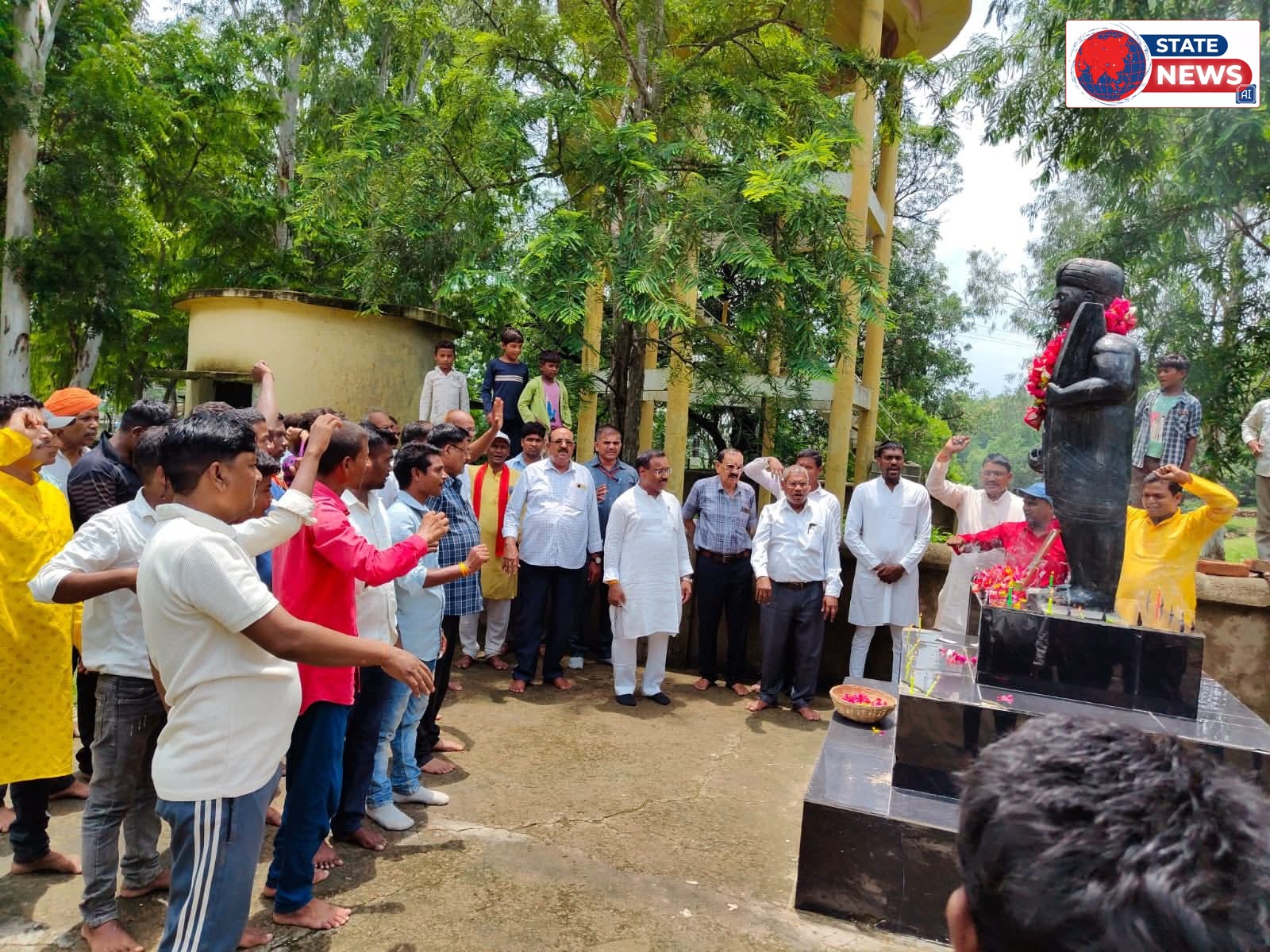 आदिवासी गौरव की हुंकार से गूंजा उकसा, कमलेश्वर पटेल ने समाज के साथ मनाया ऐतिहासिक गौरव दिवस