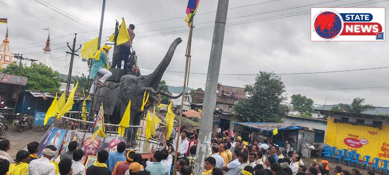 विश्व आदिवासी दिवस: केसली के रानी दुर्गावती चौक पर उमड़ा जनसैलाब, भव्य रैली में एकजुट हुआ सर्वसमाज