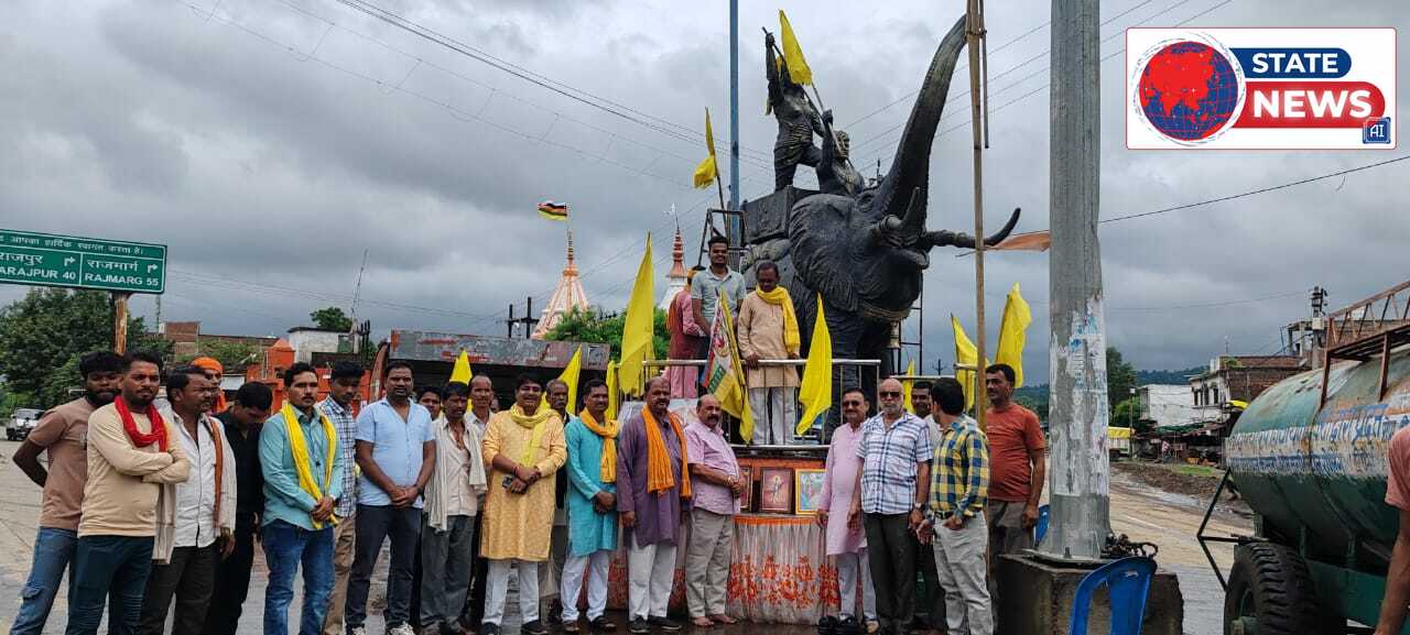 विश्व आदिवासी दिवस: केसली के रानी दुर्गावती चौक पर उमड़ा जनसैलाब, भव्य रैली में एकजुट हुआ सर्वसमाज