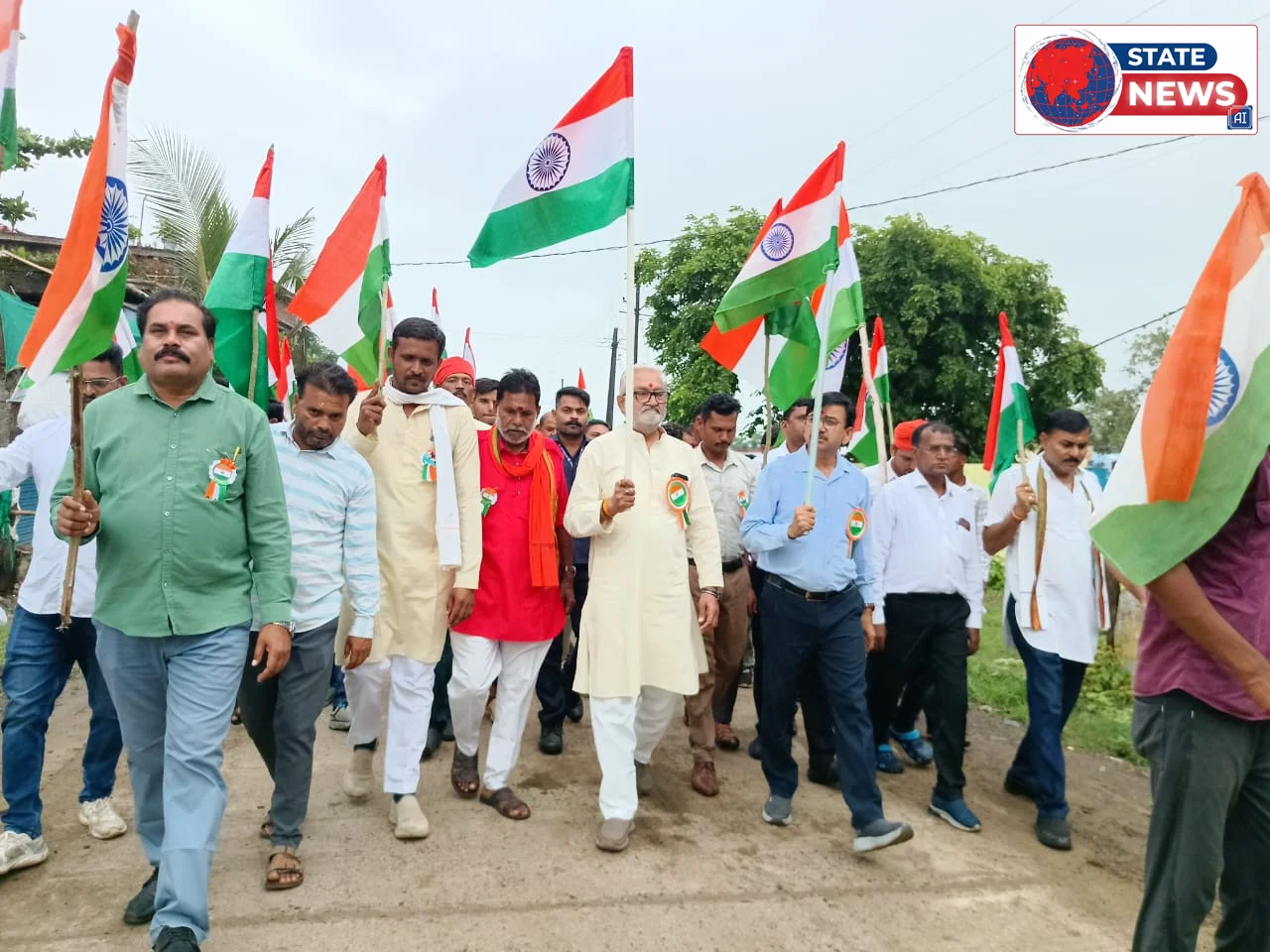 केसली के सहजपुर में उल्लास के साथ निकली 'हर घर तिरंगा यात्रा', देशभक्ति के रंगों में रंगा पूरा क्षेत्र
