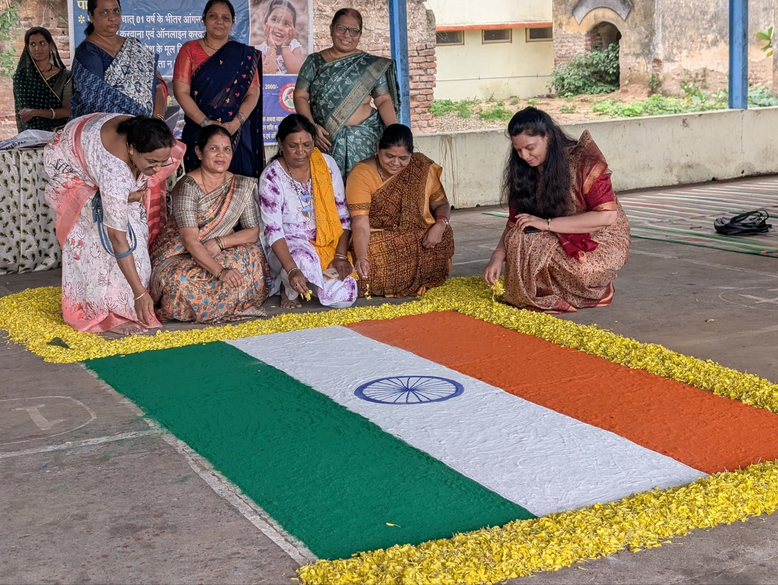 *हर घर तिरंगा अभियान देश के प्रति सम्मान, गौरव और एकता की भावना को मजबूत करने का अवसर है - कलेक्‍टर श्रीमती माथुर*