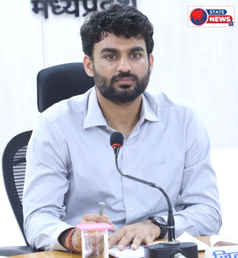 नीमच जिले में बड़ी प्रशासनिक कार्रवाई: भोजन व्यवस्था में गंभीर लापरवाही पर छात्रावास अधीक्षिका तत्काल प्रभाव से निलंबित