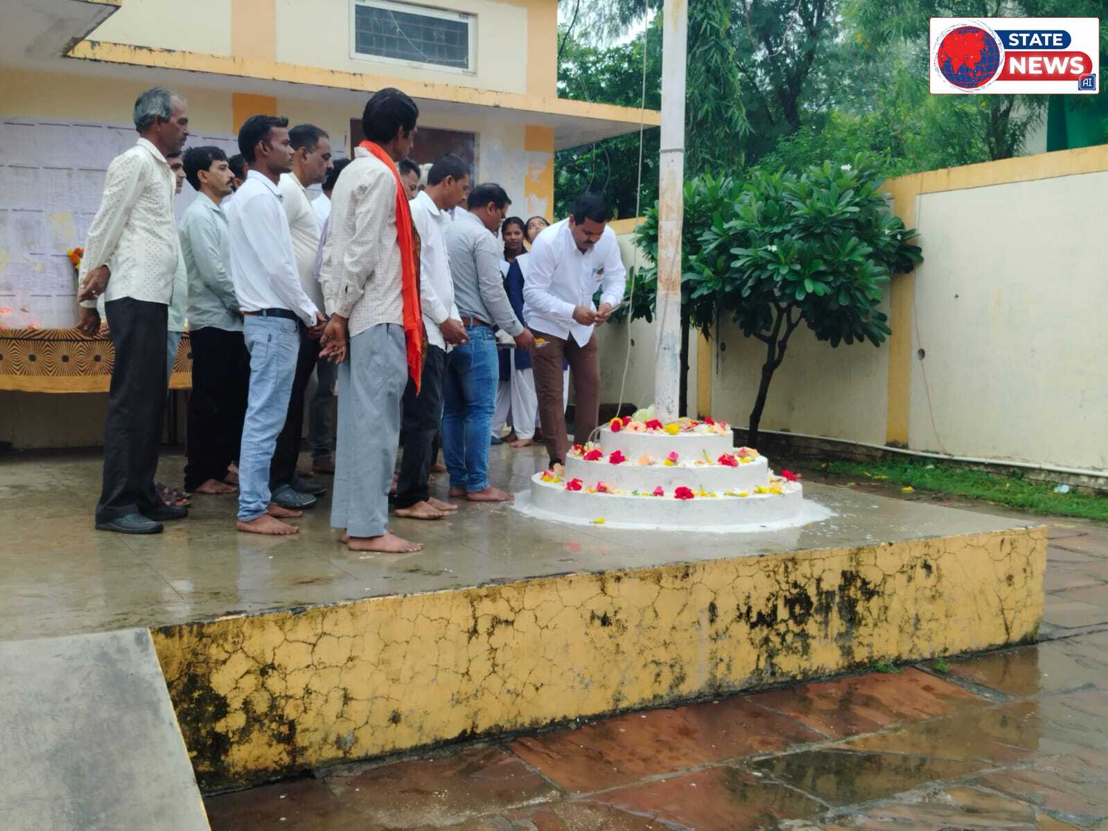खिमलासा ग्राम पंचायत में ध्वजारोहण 