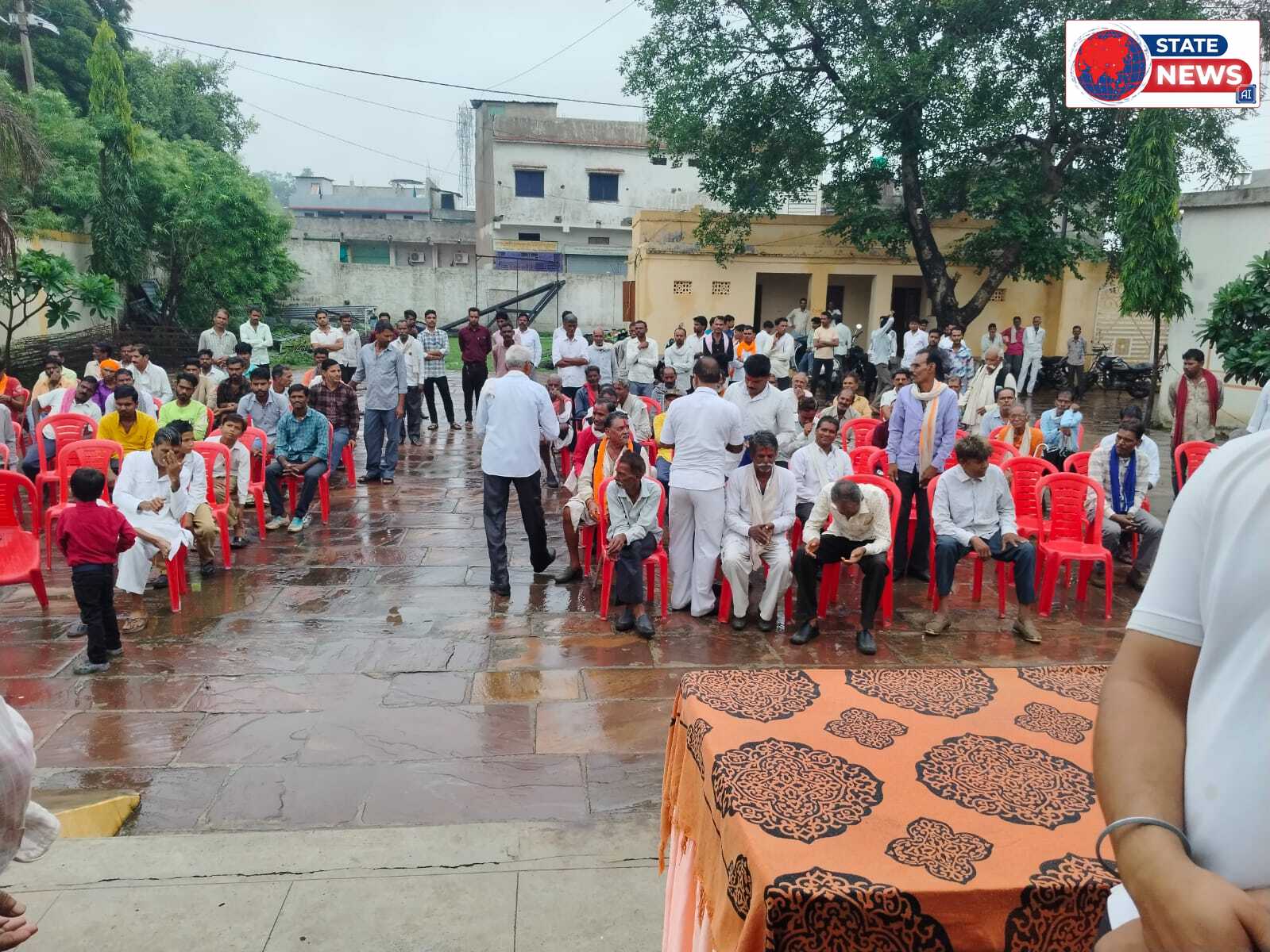 खिमलासा ग्राम पंचायत में ध्वजारोहण 