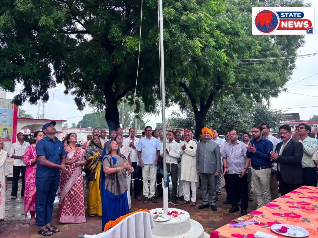जनपद पंचायत सिहावल में शान से लहराया तिरंगा, गरिमामय माहौल में मनाया गया स्वतंत्रता दिवस