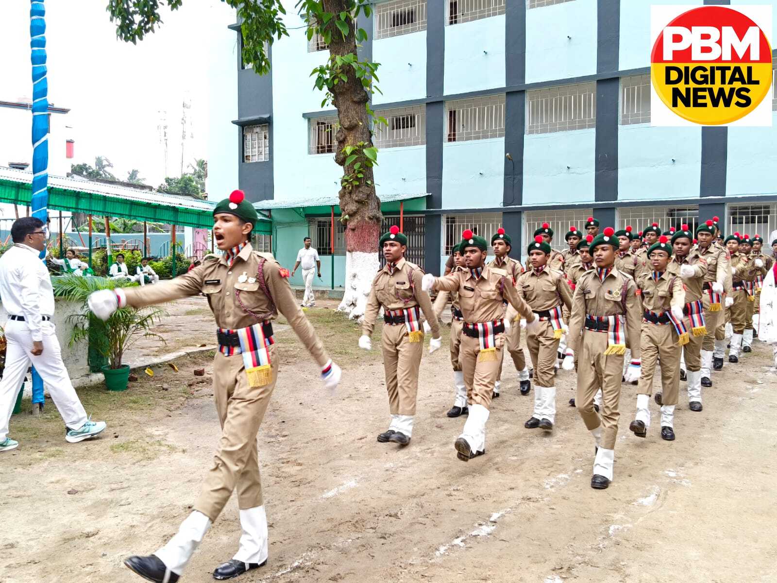 🇭🇺डीएवी पब्लिक स्कूल रूपनारायणपुर में धूमधाम से मना 80वां स्वतंत्रता दिवस: देशभक्ति और सांस्कृतिक प्रस्तुतियों से गूंजा परिसर🇭🇺
