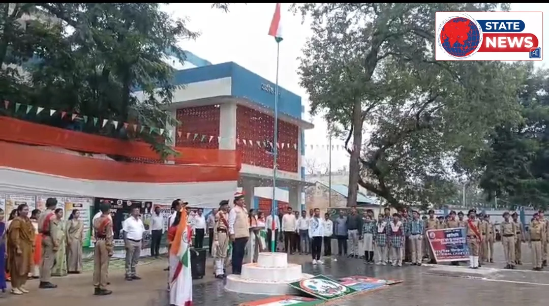 नर्मदापुरम जिले के पिपरिया संदीपनी आरएनए  हाईसेकेंडरी स्कूल में हर्षोल्लास और उमंग के साथ मनाया गया स्वतंत्रता दिवस समारोह।