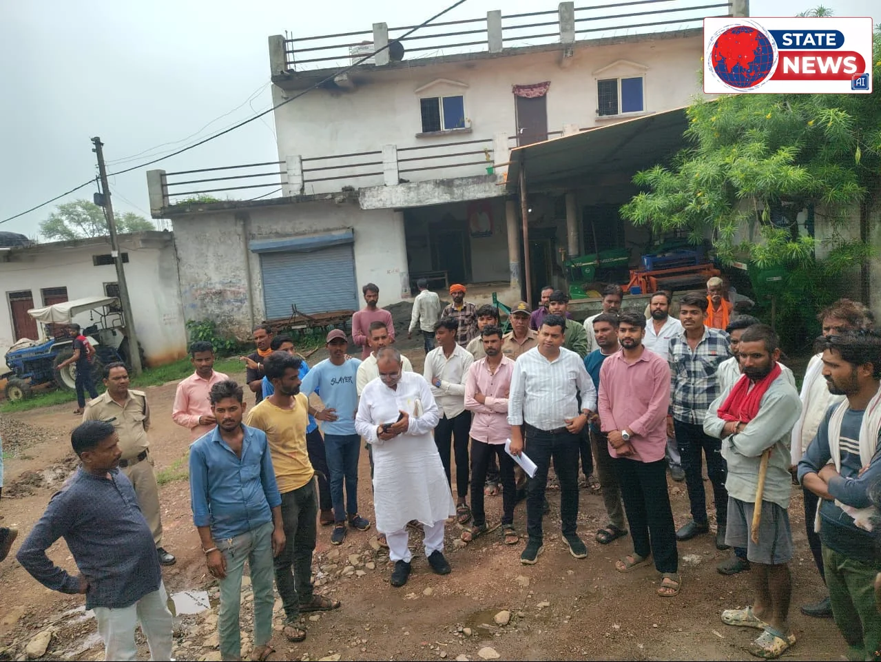 विदिशा: जन विश्वास अभियान के तहत ग्राम आमखेड़ा में समस्याओं का मौके पर समाधान