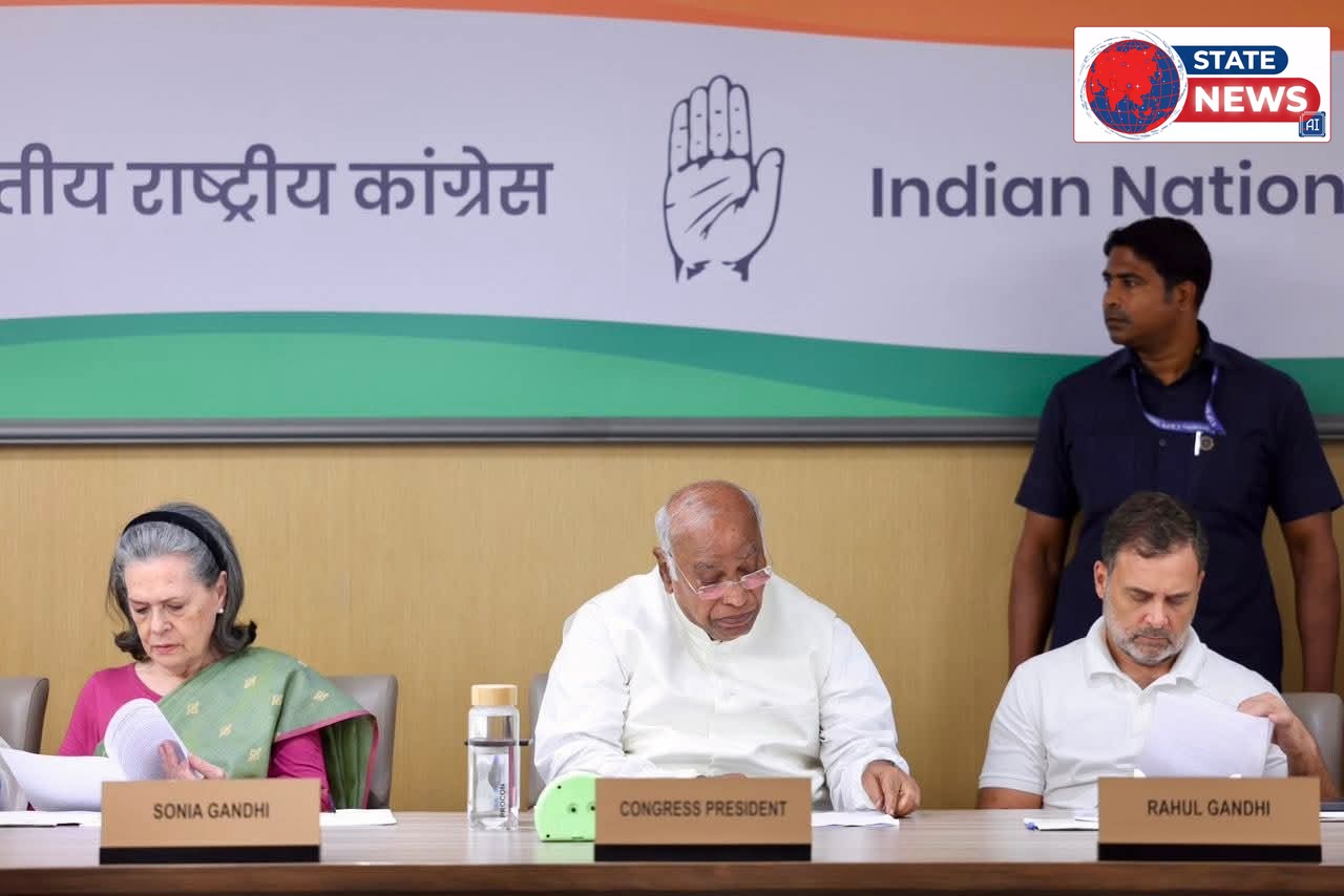 कांग्रेस कार्यसमिति की महत्वपूर्ण बैठक में शामिल हुए पूर्व मंत्री एवं CWC सदस्य कमलेश्वर पटेल