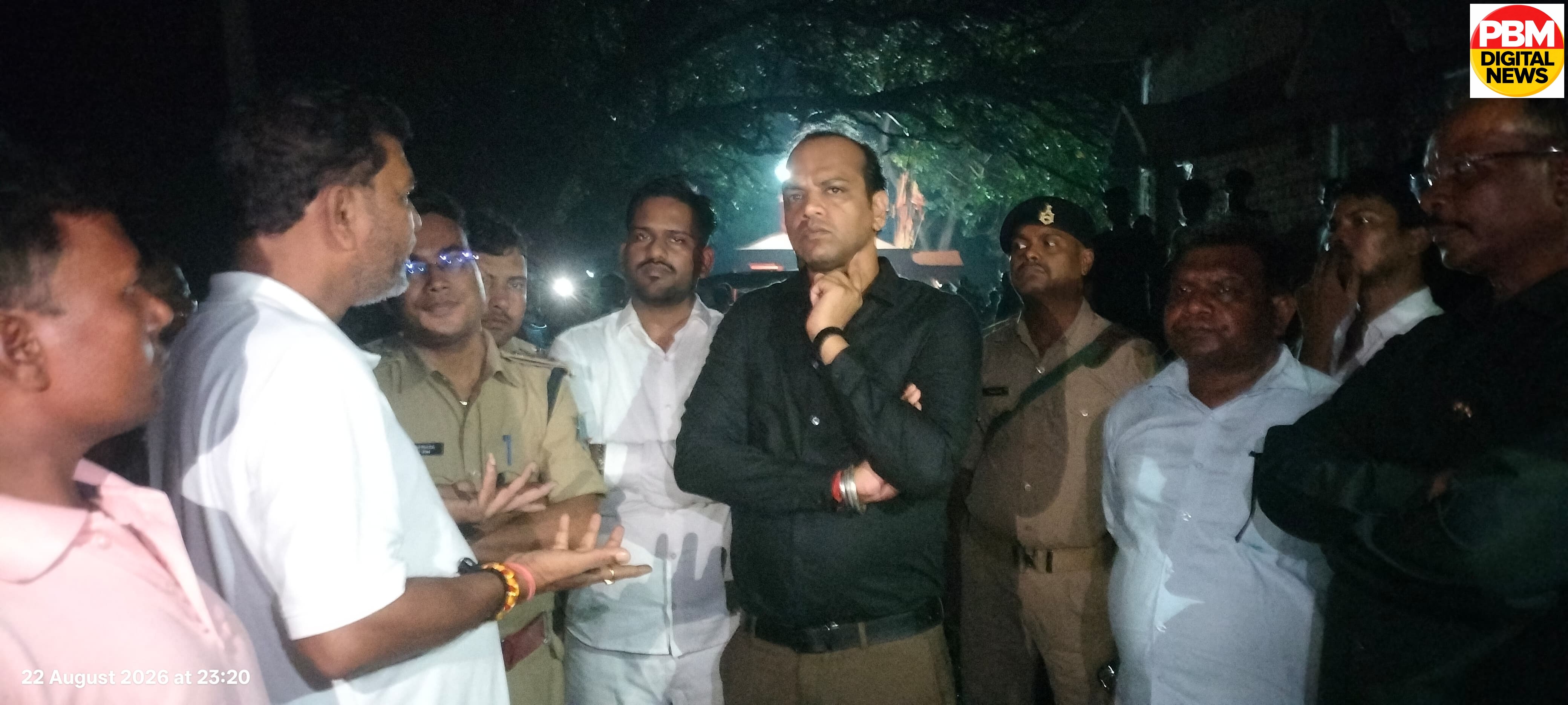 🚨 *Tension Erupts in Jamtara After Social Media Post*