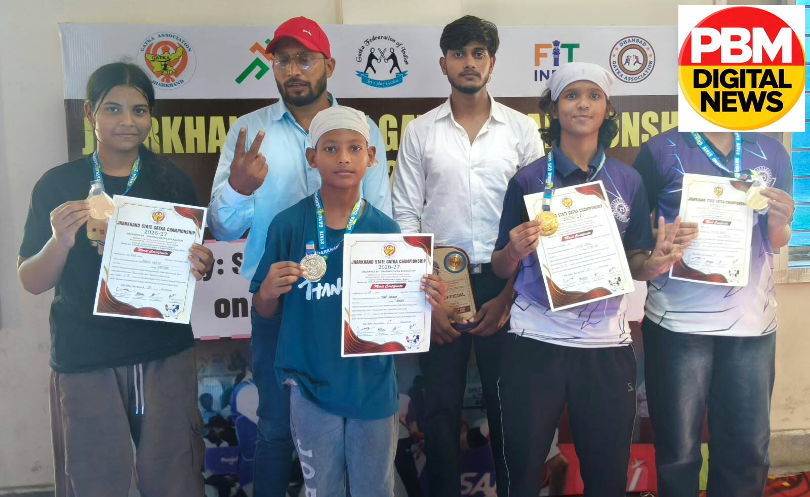 🕹*गतका मार्शल आर्ट: जामताड़ा के खिलाड़ियों ने राज्य स्तर पर लहराया परचम, जीते 3 स्वर्ण और 1 रजत पदक; राष्ट्रीय प्रतियोगिता के लिए चयन*