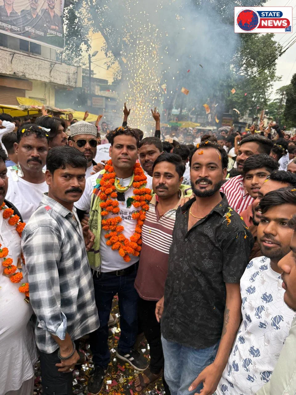 ईद मिलादुन्नबी पर देवरी में दिखी हिंदू-मुस्लिम एकता की मिसाल, भाईचारे की तस्वीरों ने जीता दिल