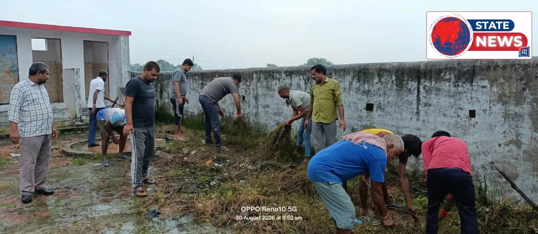तेज बारिश में भी नहीं थमा स्वच्छता अभियान, कई ग्राम पंचायतों में जोरदार श्रमदान