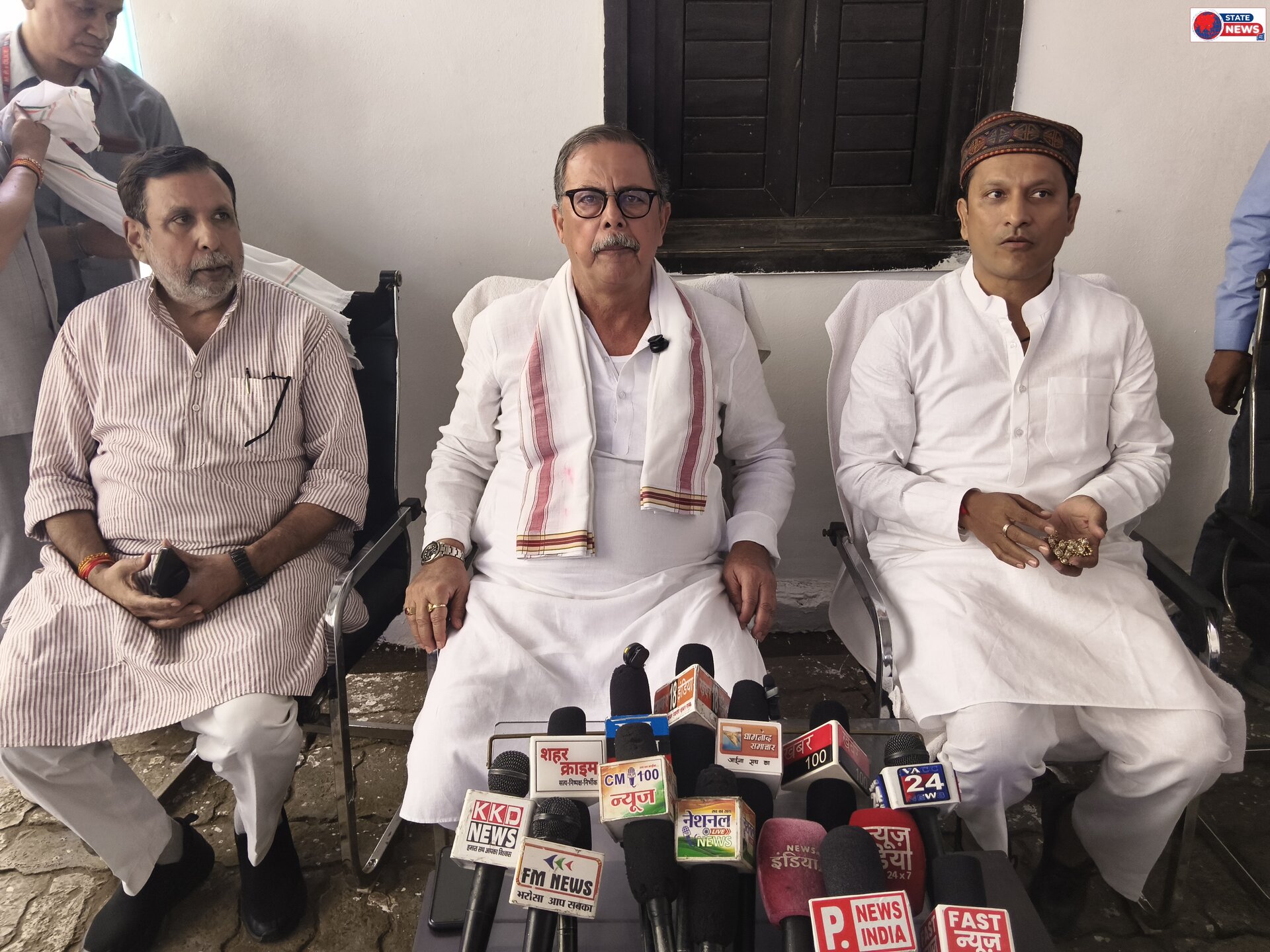 अजयसिंह ने की प्रेस कांफ्रेंस