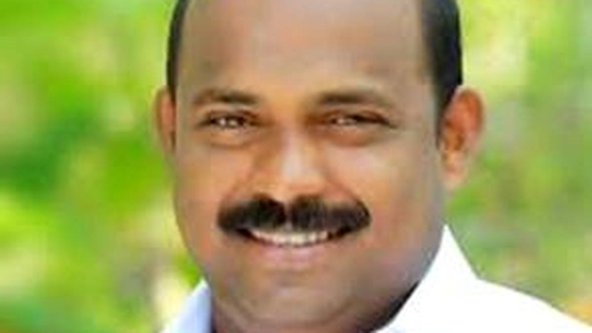 Keralam Excise Minister to Initiate Vigilance Probe, Unveils New Liquor Policy by September-End