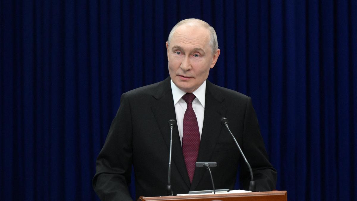 Putin Open to Talks: Aims to Resolve Ukraine Conflict Peacefully