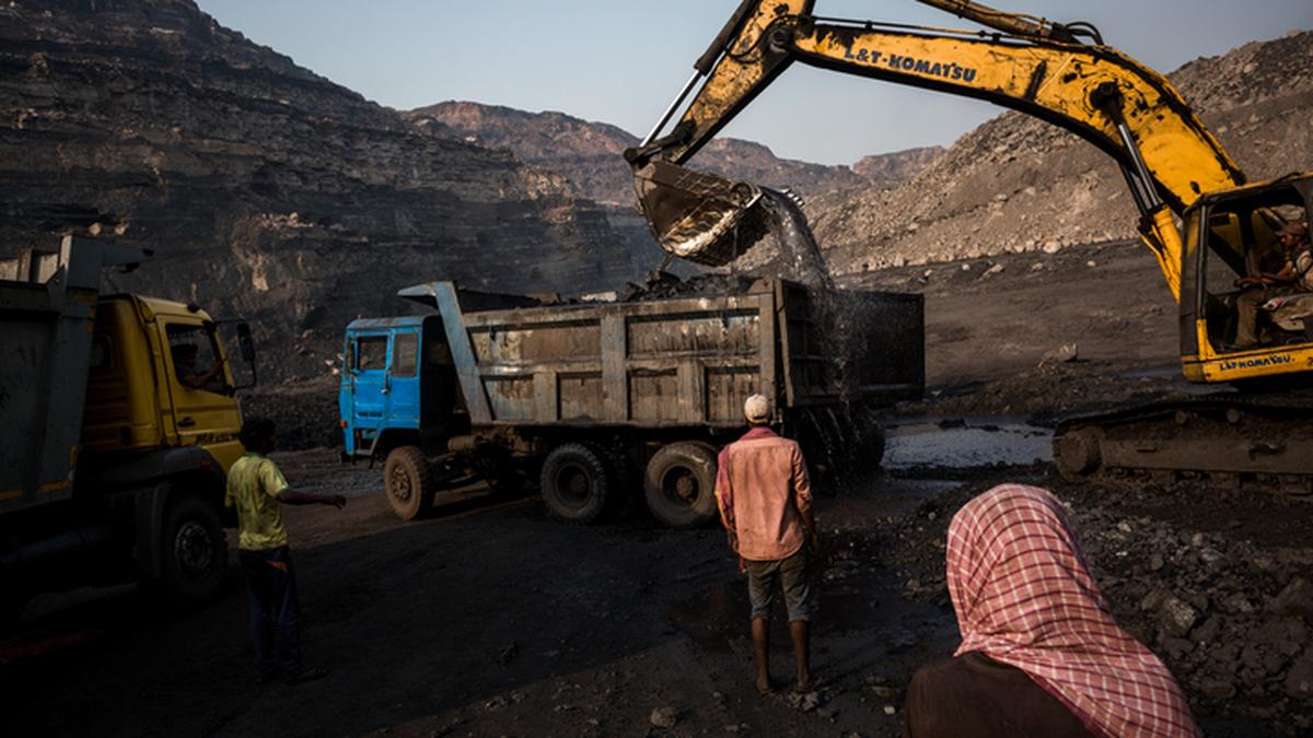 India's Q1 GDP Growth at 7.8%: Faster Than Last Year, Slower Than Previous Quarter