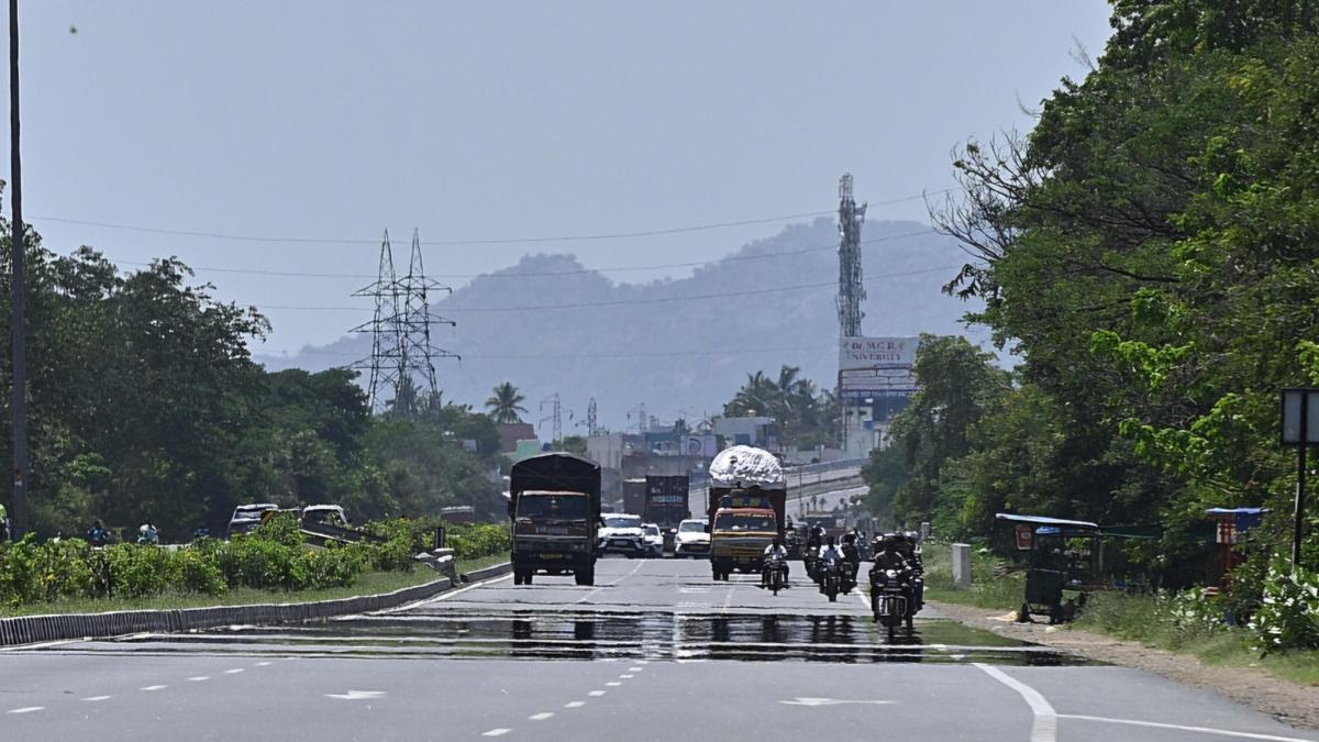 Crackdown on Illegal Parking: New Campaign to Clear Vehicles from National Highways