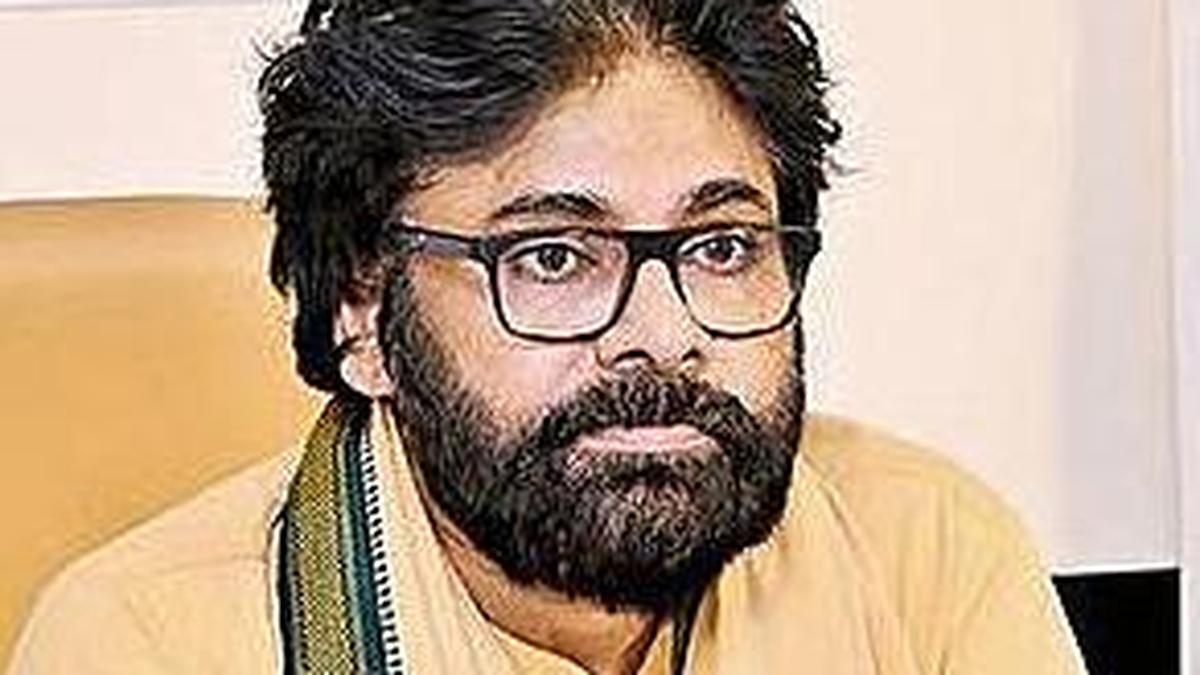Pawan Kalyan Allocates Additional ₹100 Crore for Godavari Villages Ahead of Pushkarams