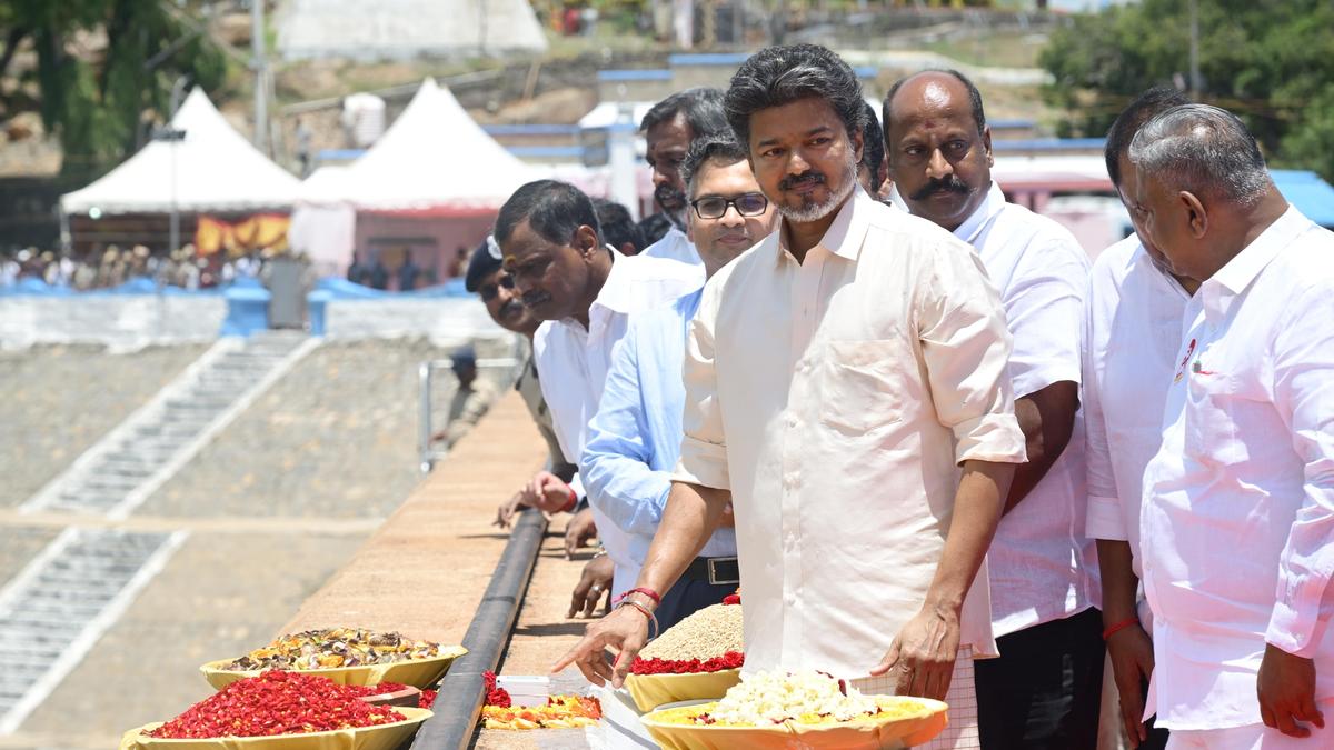 Tamil Nadu CM Vijay Inaugurates Mettur Dam Water Release for Cauvery Irrigation