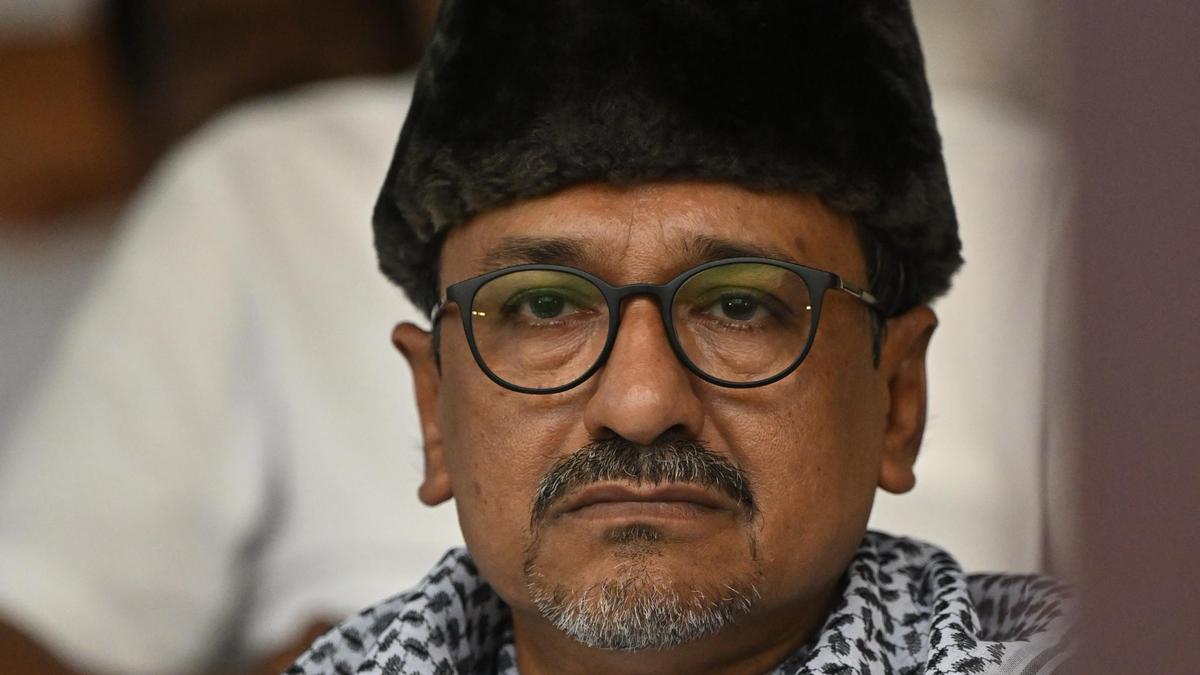 IUML Defends Kanthapuram's Remarks on Women; CPI(M)'s Jayarajan Criticizes Stance