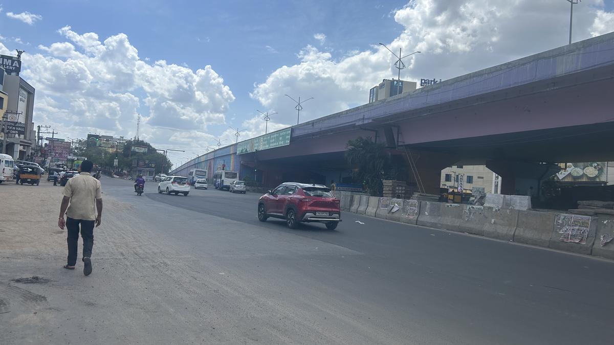 NHAI Reopens Two-Way Traffic at Vellore's Green Circle, Easing Commuter Concerns