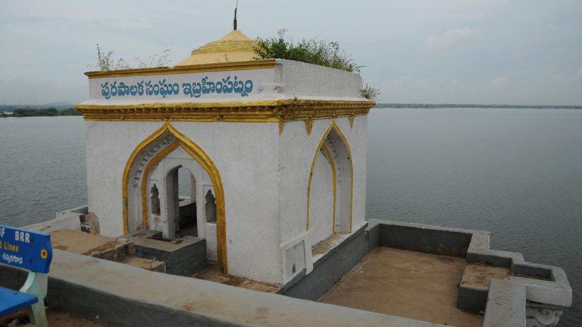 Telangana to Launch Floating Restaurants and Cruises on Six Scenic Waterbodies