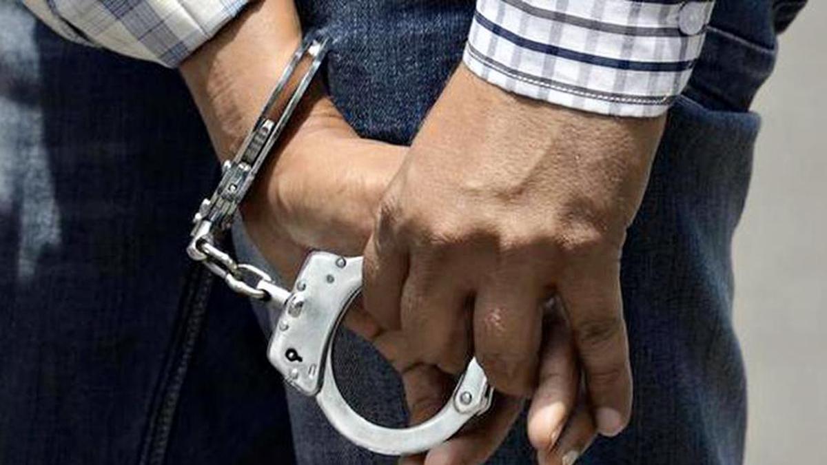Kashmir Crime Branch Exposes Fake Job, Transfer Scam in Education Department; Five Arrested