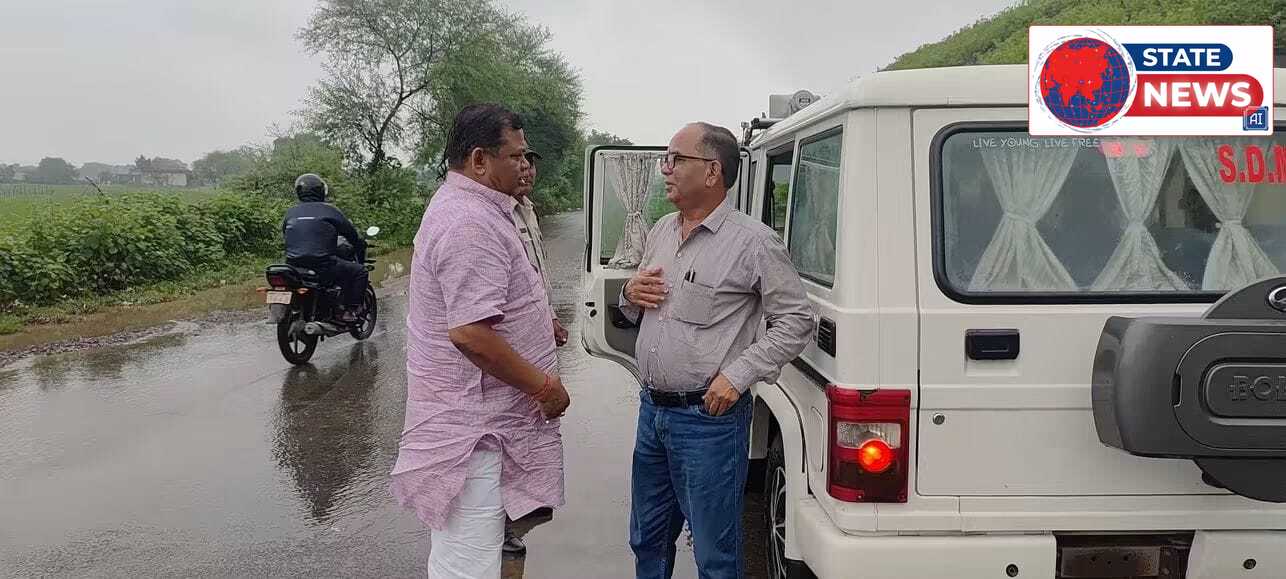 बाढ़ प्रभावित गांवों में पहुंचे कौशलेश तिवारी, पीड़ित परिवारों से की मुलाकात