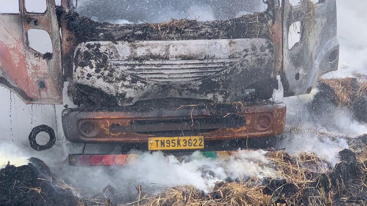 Blazing Inferno Engulfs Straw-Laden Lorry in Ranipet, Major Traffic Disruption Ensues