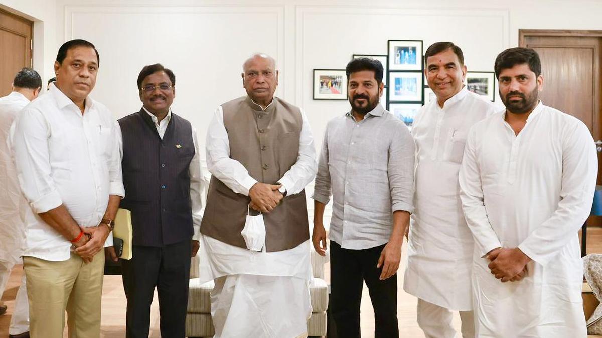 Congress High Command Set to Take Action Against Surekha, Chinna Reddy in Telangana Shake-Up