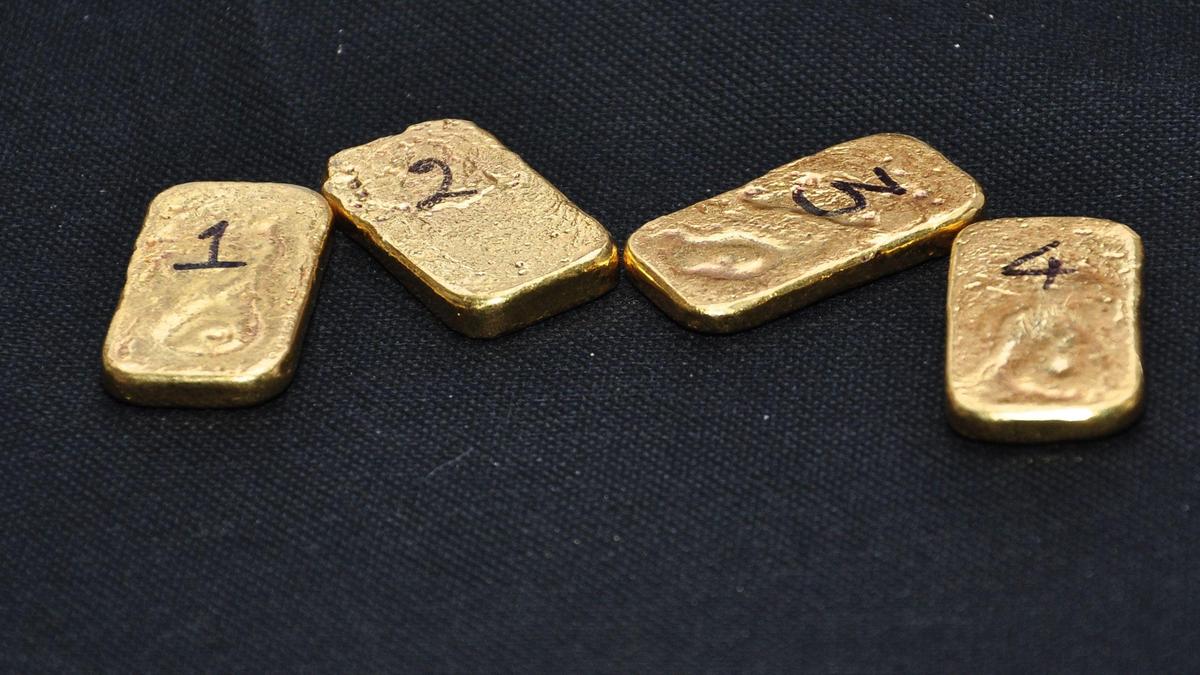 ₹1 Crore Gold Found Hidden in Baby's Diaper at Airport Seizure in India