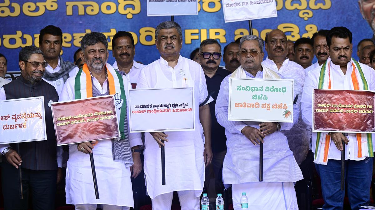 Congress Stages Protest in Delhi Against FIR Filed on Rahul Gandhi