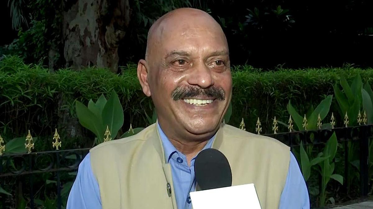 New Ram Temple Trust CEO Leads Inaugural Meeting with Members in Ayodhya