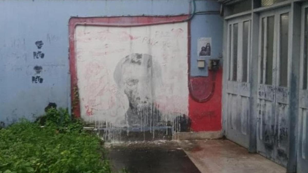 Graffiti Conflict Escalates at Jadavpur University as Administration Continues Whitewashing Student Art