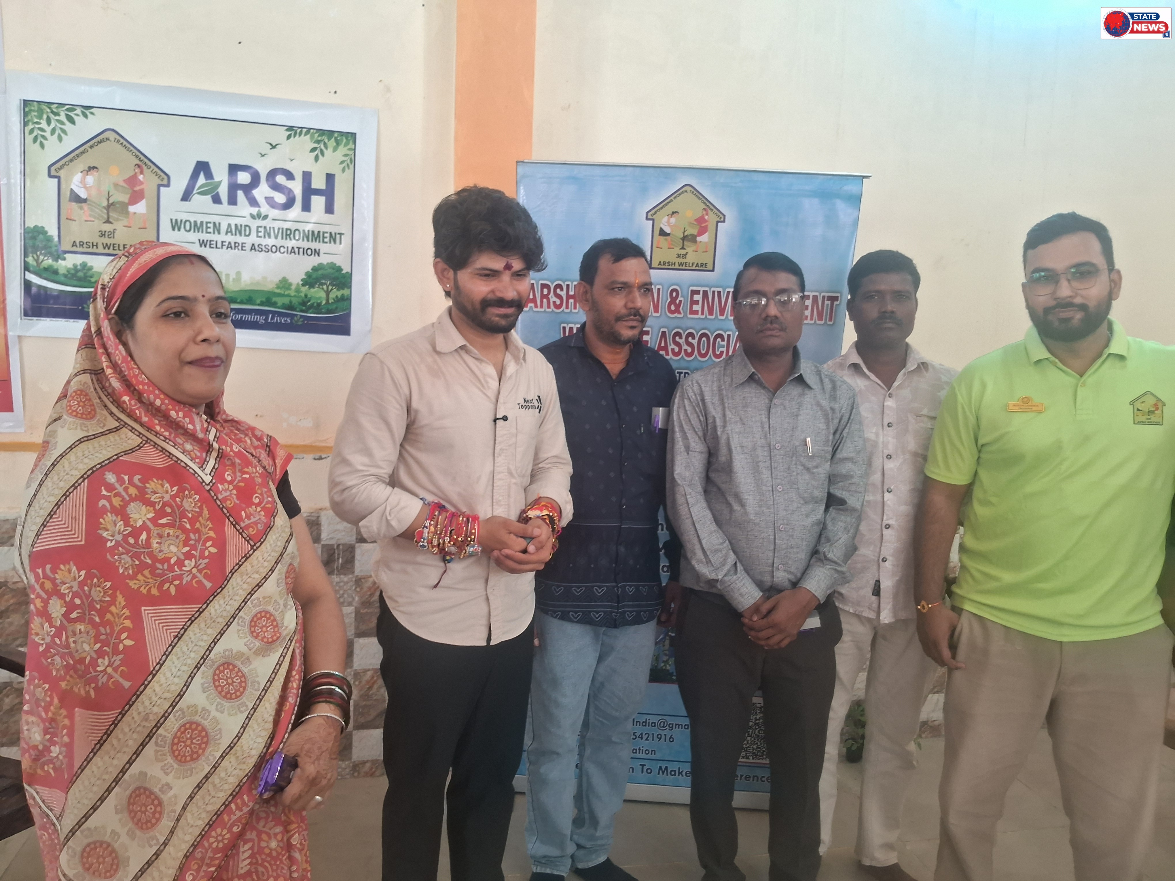 नेस्ट टॉपर कोचिंग ने गुरूकुल केंद्र मैं  बच्चों के साथ मनाया रक्षा बंधन मनाया गया नामदेव विकास पारिषद जवाहर चौक भोपाल 