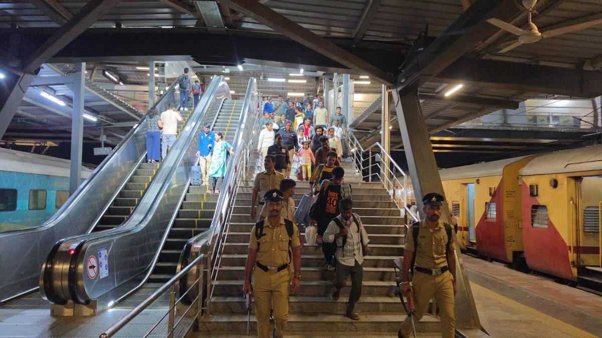 Bengaluru's Operation Mukta Sparks Eviction Concerns for 400 Bengal Migrants in Hulimangala